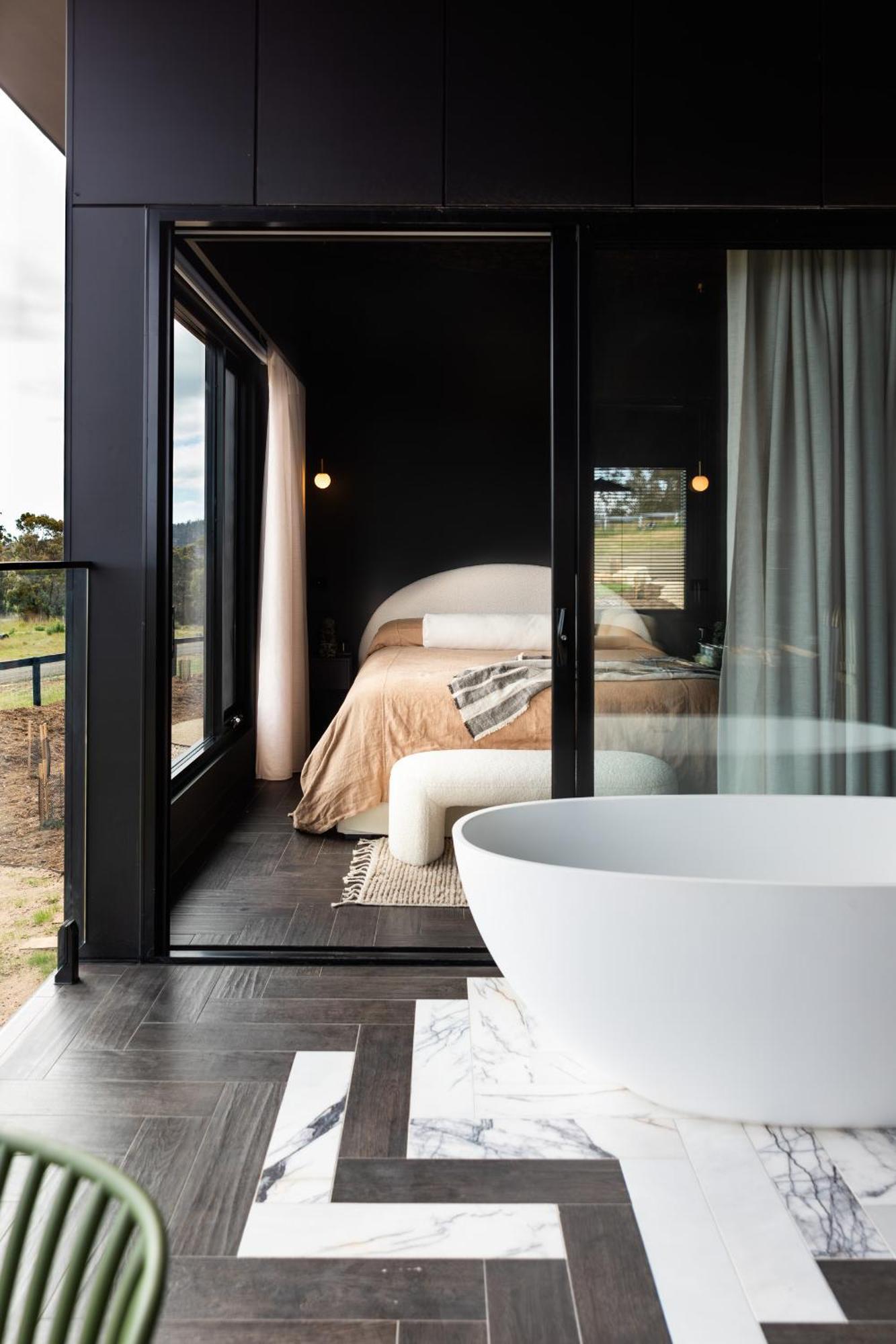 Wherewithal Luxury Suites Carlton Luaran gambar